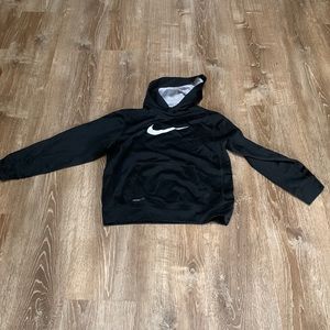 Nike Kids Therma Fit XL black Sweatshirt very good condition